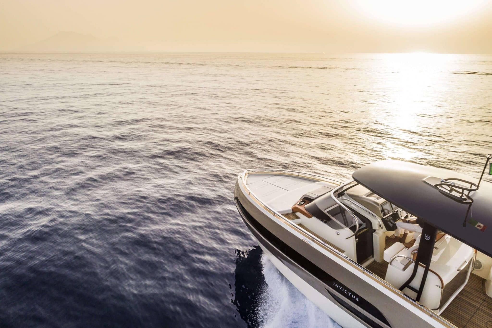 4f1bb576-6cb8-4c16-921d-176bfb9e80a3INVICTUS(20)320GT-129_MOD