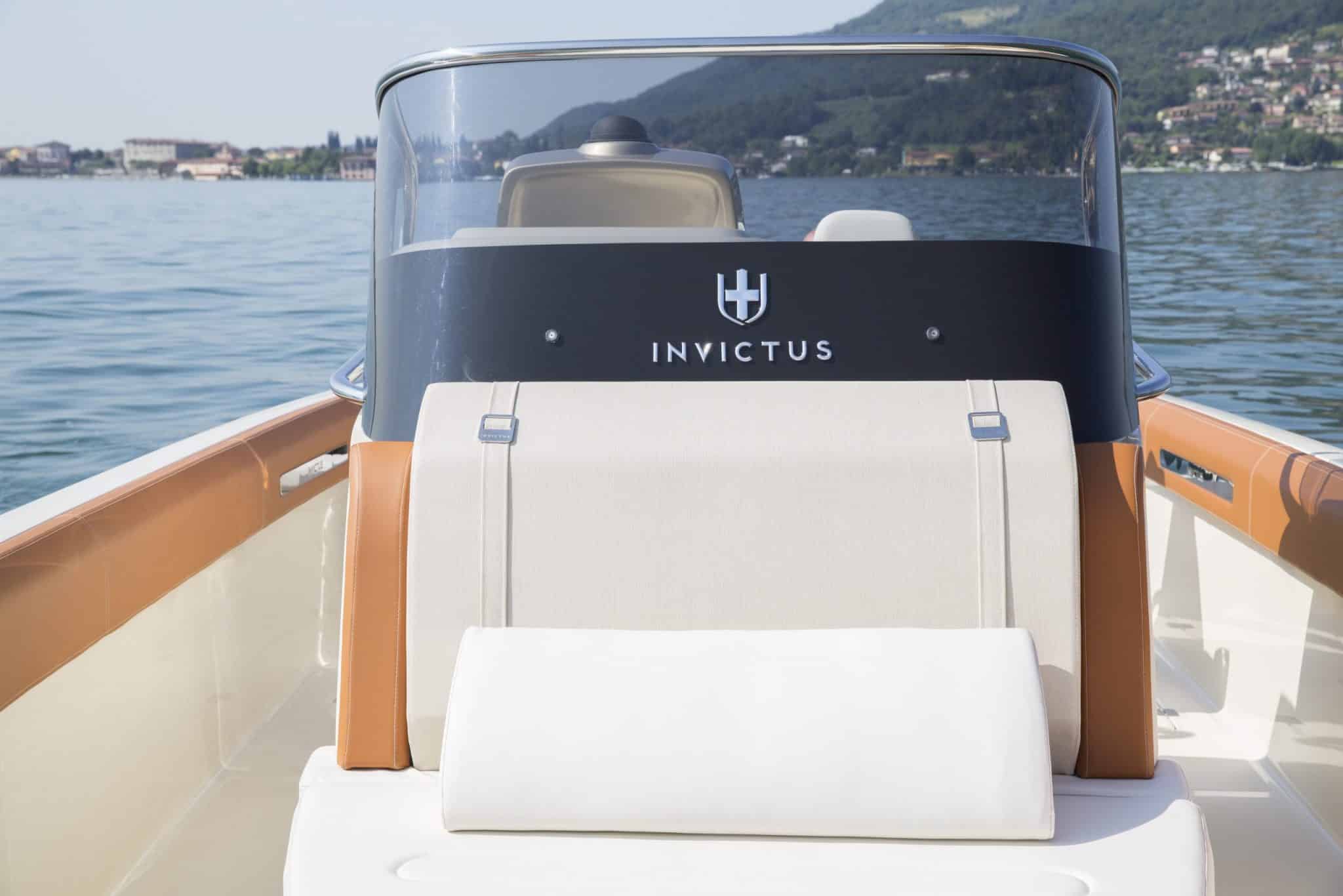 781cc61d-67fc-4e62-bf7d-c53dc46000142Y2A6242