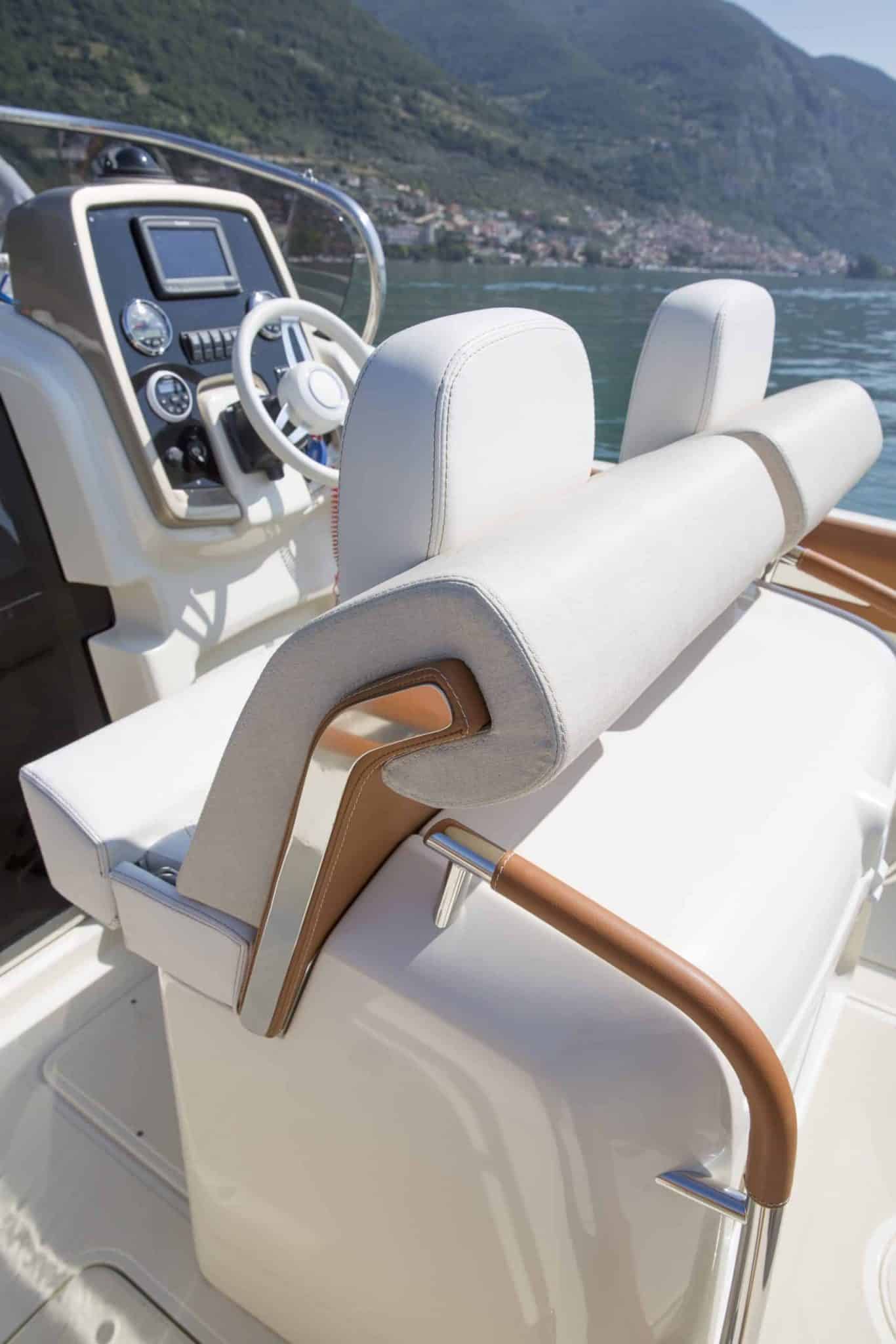 dd60a49b-d495-4688-a011-0b74ffe906ae2Y2A6358