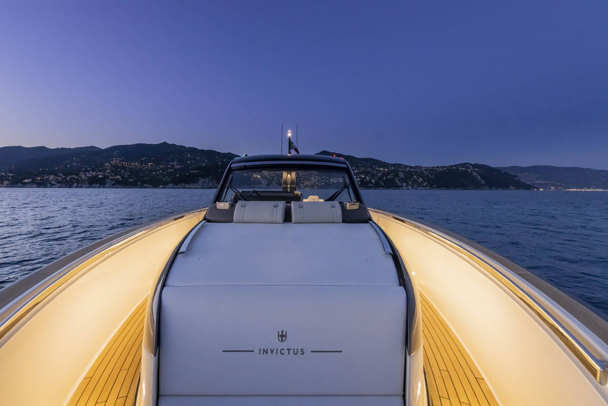 InvictusYacht_TT460_35